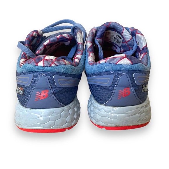 New Balance ladies sneakers size 6 - excellent ride - fresh foam sole purple - Picture 3 of 9